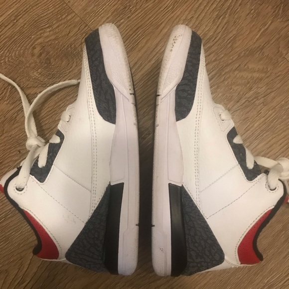 Air Jordan 3 Retro SE Fire Red Denim size 2 (PS) - Picture 4 of 10